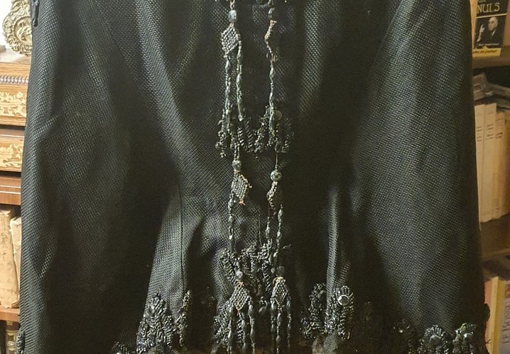 Vêtements de collection - XIXe siècle